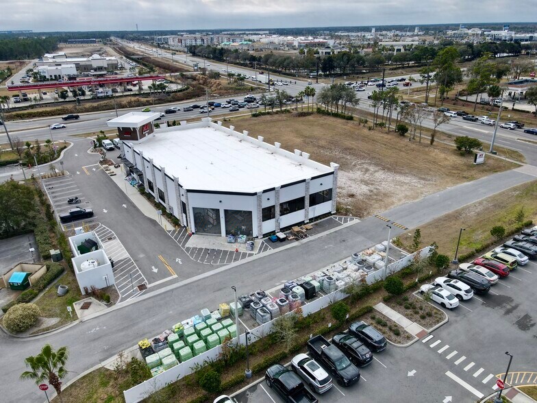 More Photos Of 2080 Lpga Blvd, Daytona Beach General Retail For Sale