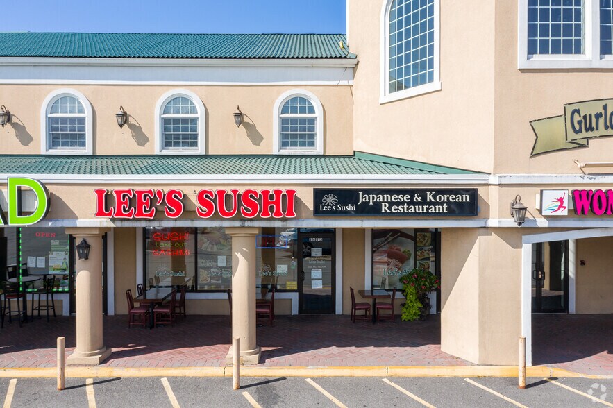 More Photos Of 1471-1491 State Route 23, Wayne Restaurant For Lease