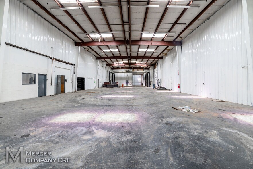 More Photos Of 1635 SE 29th St, Oklahoma City Warehouse For Lease