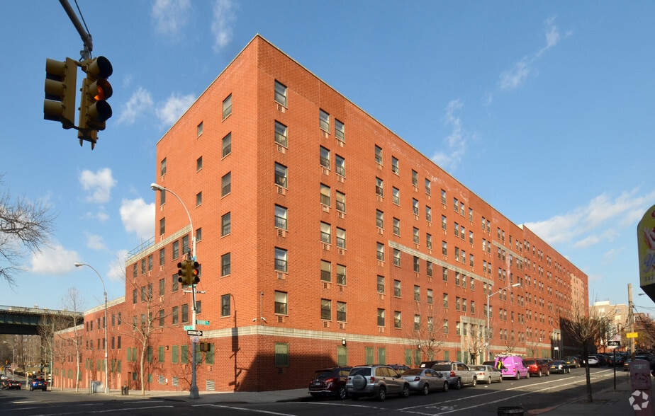 Primary Photo Of 1065-1075 Gerard Ave, Bronx Apartments For Lease