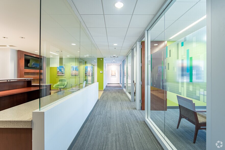 More Photos Of 733 Bishop St, Honolulu Unknown For Lease