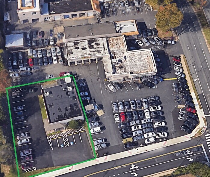 More Photos Of 4000 Burke Station Rd, Fairfax Auto Dealership For Lease