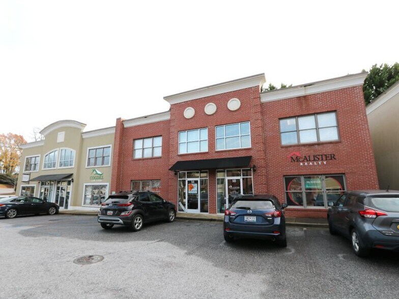 More Photos Of 955 W Wade Hampton Blvd, Greer Office For Lease
