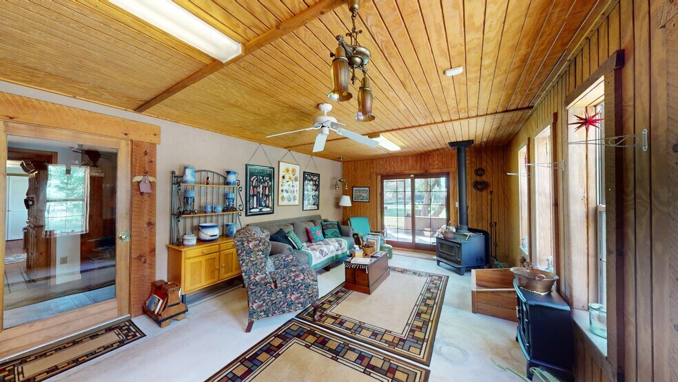 More Photos Of 1804 E College Blvd, Roswell General Retail For Sale