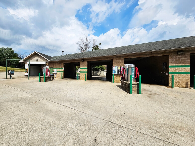 More Photos Of 628 High St, Hillsboro Carwash For Sale