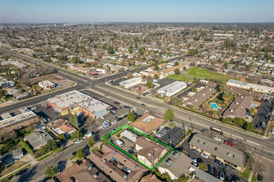 More Photos Of 3126 N Vagedes Ave, Fresno Apartments For Sale