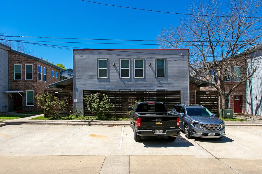 More Photos Of 300 N Parker Ave, Bryan Apartments For Sale