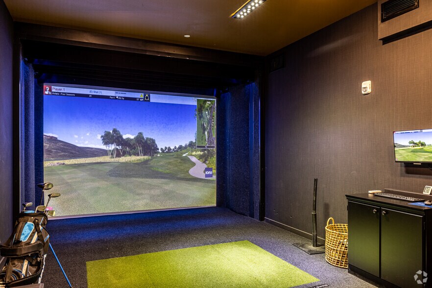 More Photos Of 701 Berkley Pky, Kansas City Apartments For Lease