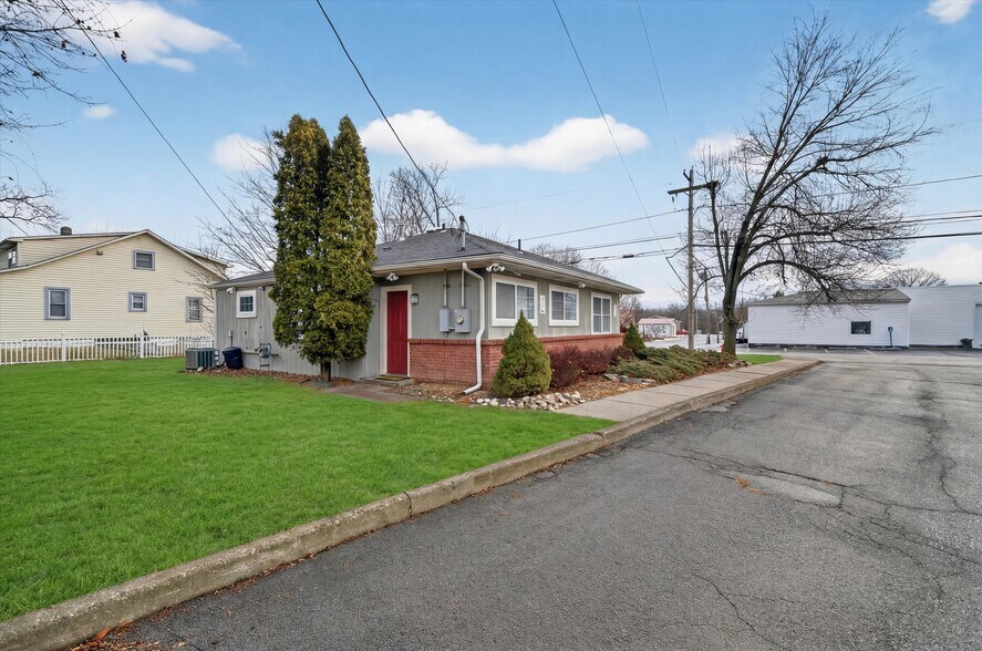 More Photos Of 201 Homestead Ave, Maybrook Medical For Sale