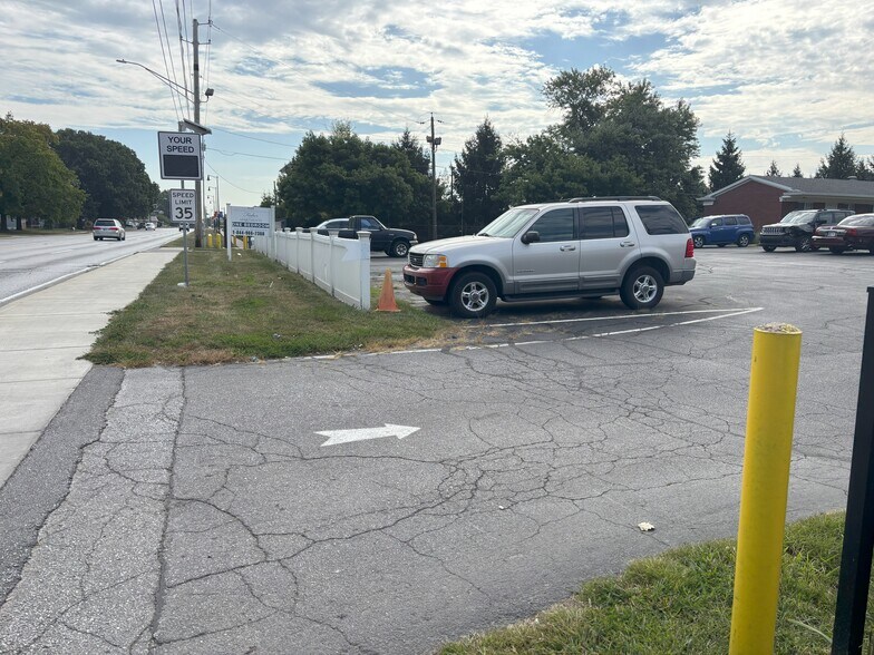 More Photos Of 5125 W 10th St, Indianapolis Apartments For Sale