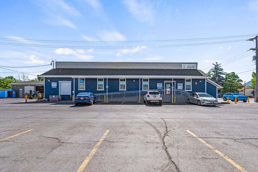 Primary Photo Of 45 E 100 N, Spanish Fork Convenience Store For Lease