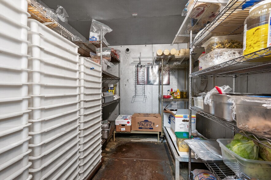 More Photos Of 3527 Washington Ave, Finleyville Freestanding For Sale