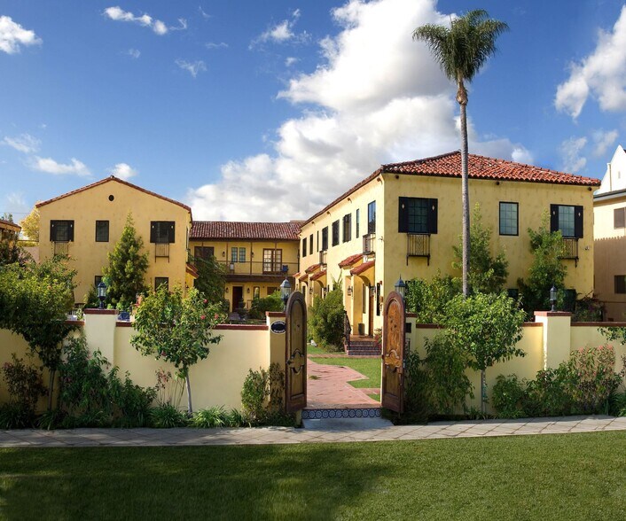 More Photos Of 2623 Ellendale Pl, Los Angeles Apartments For Sale