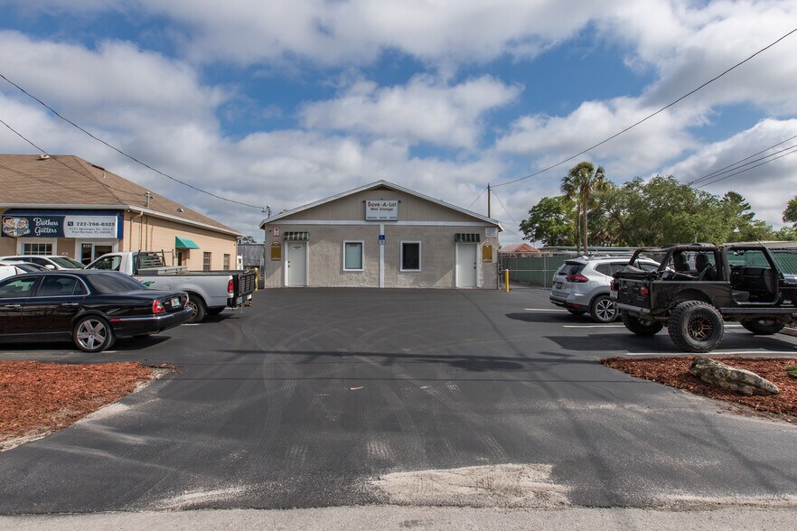 More Photos Of 6203 Springer Dr, Port Richey Warehouse For Lease