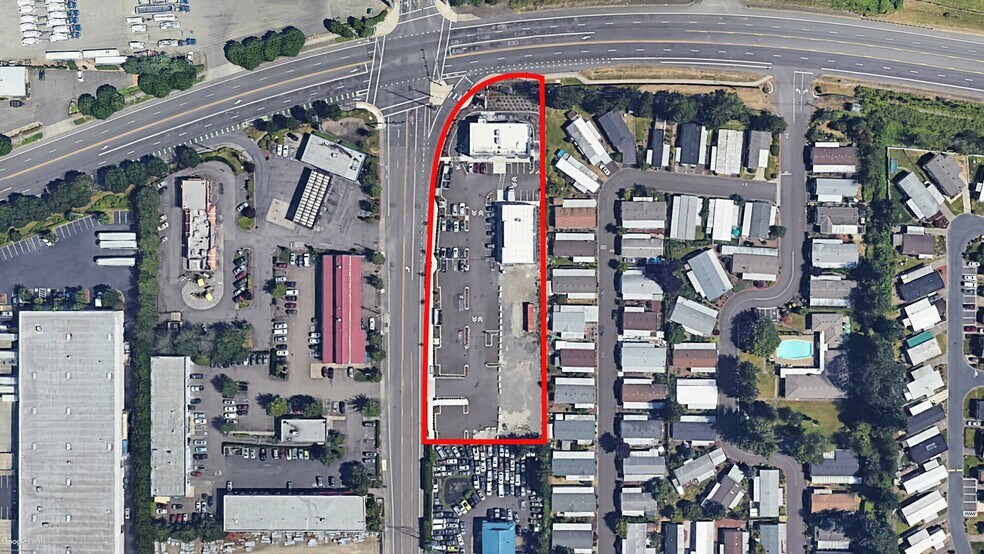 More Photos Of 15530 SE 135th Ave, Clackamas Unknown For Lease