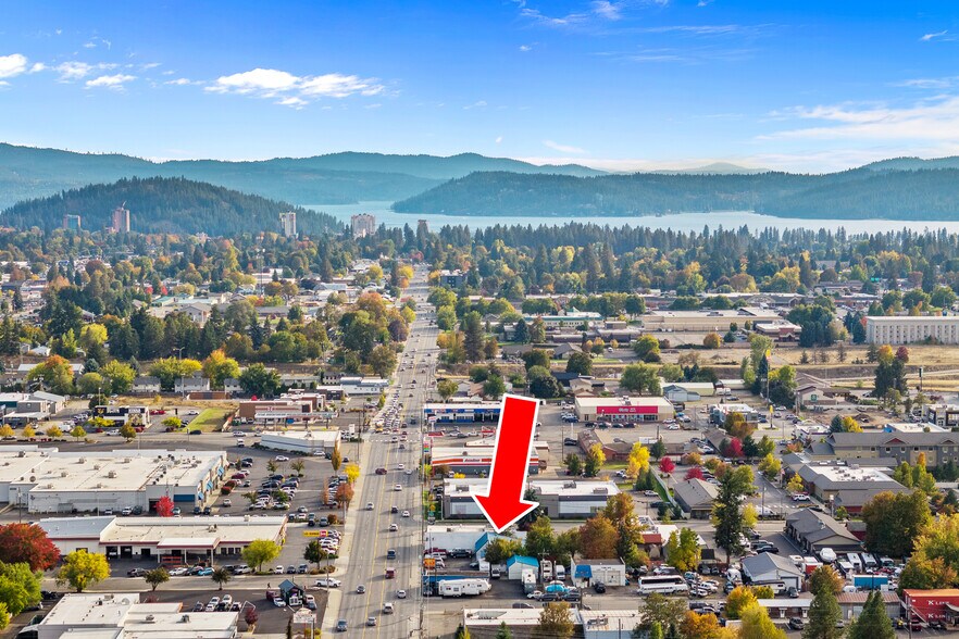 More Photos Of 2929 N Government Way, Coeur d'Alene Auto Dealership For Sale