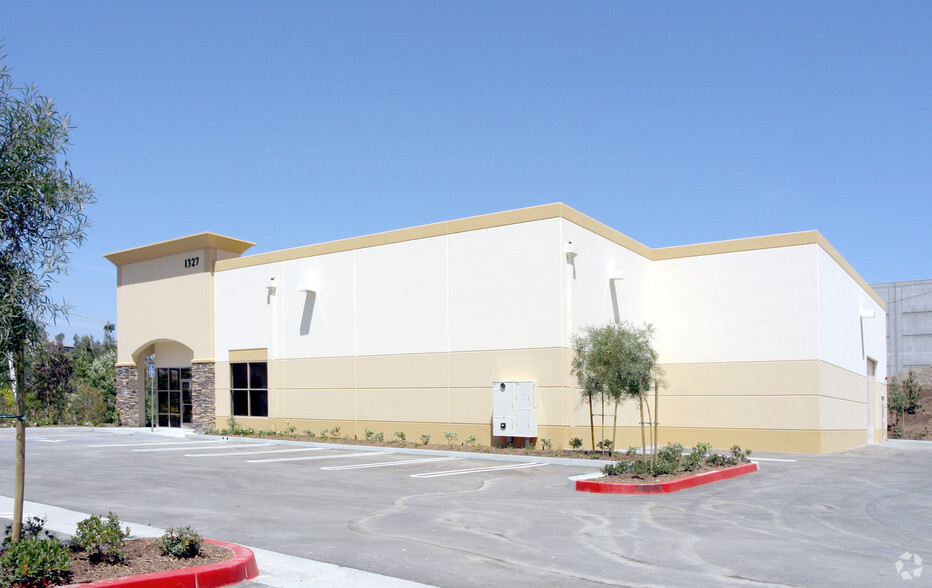 Primary Photo Of 1327 Calle Avanzado, San Clemente Warehouse For Lease