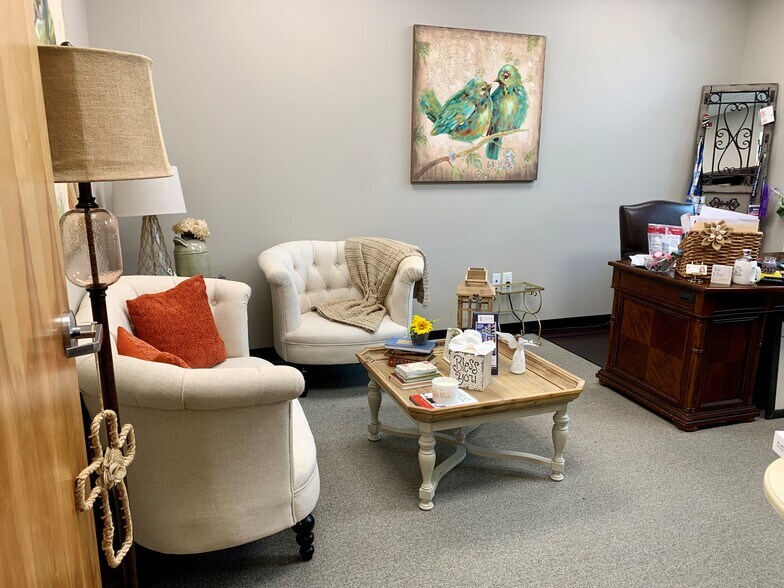 More Photos Of 1935 Vaughn Rd NW, Kennesaw Light Distribution For Lease