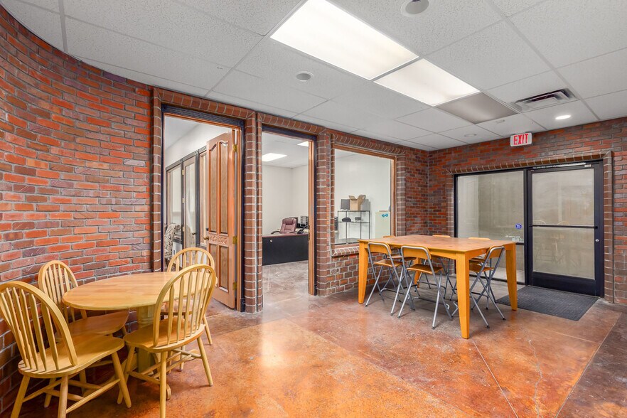 More Photos Of 1818 E Baseline Rd, Mesa Medical For Lease