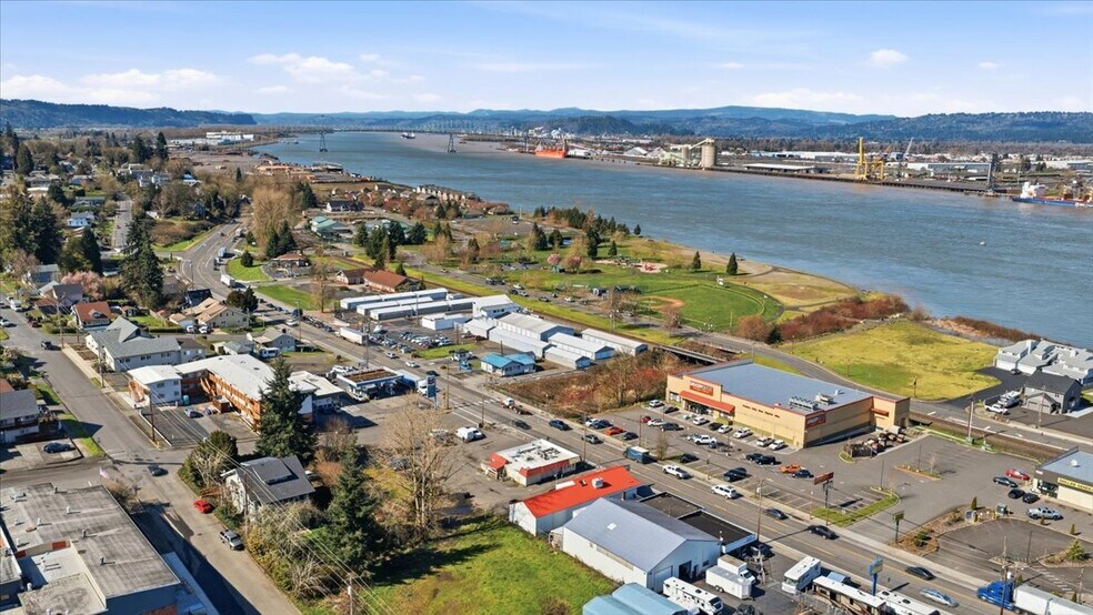 More Photos Of 222 W B St, Rainier General Retail For Sale