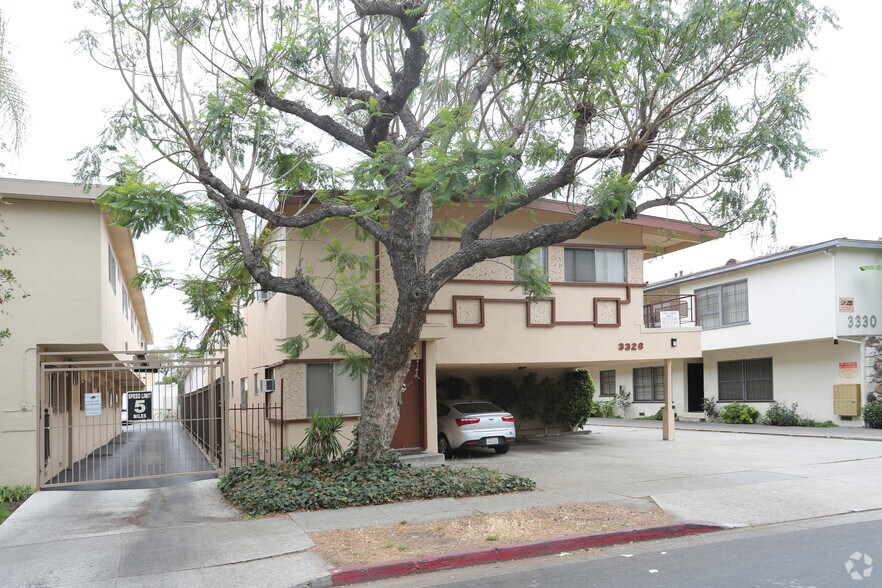 More Photos Of 3326 S Canfield Ave, Los Angeles Apartments For Sale