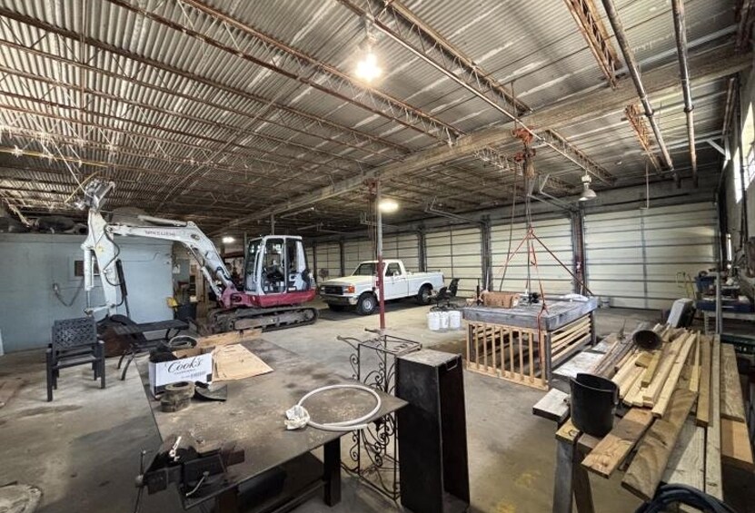 More Photos Of 1155 Kidder St, Wilmington Warehouse For Lease