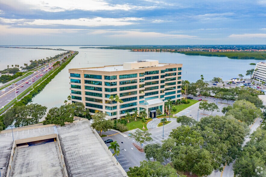 More Photos Of 3030 N Rocky Point Dr W, Tampa Office For Lease