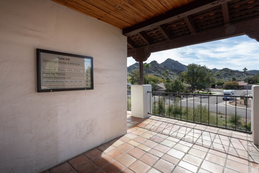 More Photos Of 1825-1845 E Northern Ave, Phoenix Office For Lease