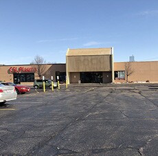 More Photos Of 3800 E State St, Rockford General Retail For Lease