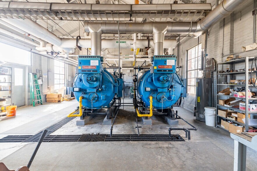 More Photos Of 301 Mount Elliott St, Detroit Office Residential For Sale