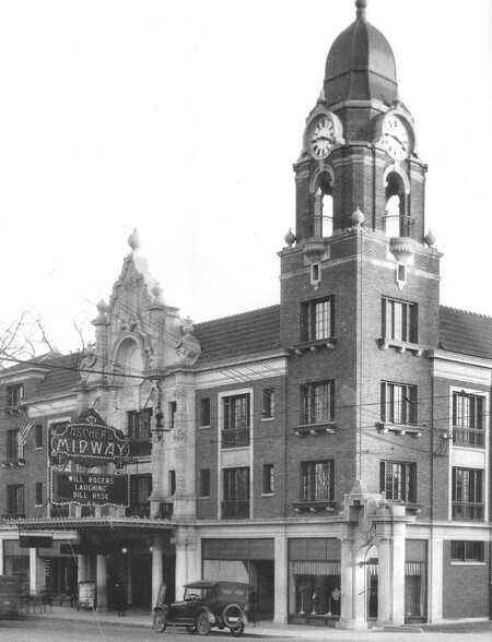 More Photos Of 721 E State St, Rockford, Rockford Apartments For Sale