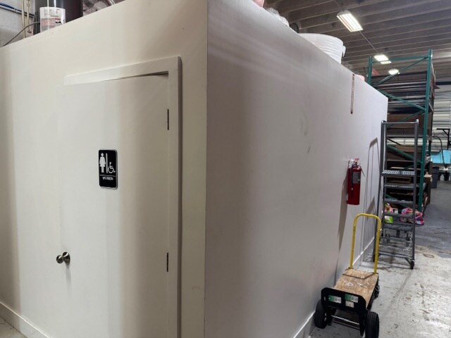 More Photos Of 2591-2595 NW 4th Ct, Fort Lauderdale Warehouse For Lease