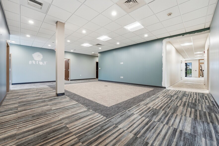 More Photos Of 2873 W Hardies Rd, Gibsonia Office For Lease