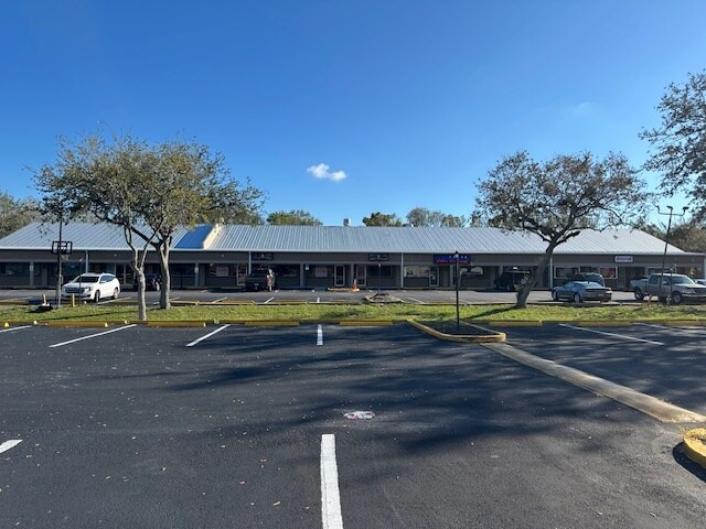 More Photos Of 1112 Whitfield Ave, Sarasota Storefront Retail Office For Sale
