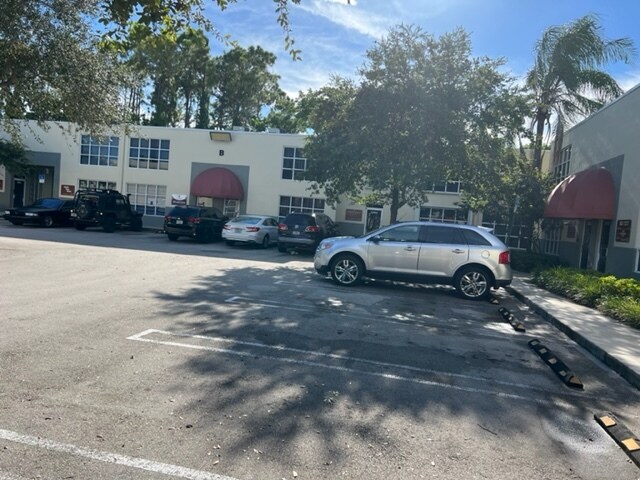 More Photos Of 12900-12940 SW 133rd Ct, Miami Office Residential For Lease