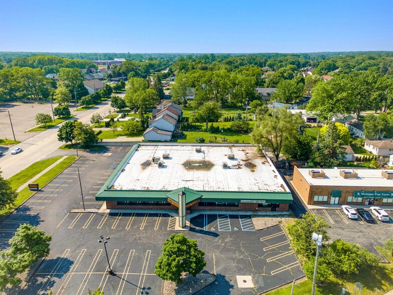 More Photos Of 37405 Ann Arbor Rd, Livonia Freestanding For Lease