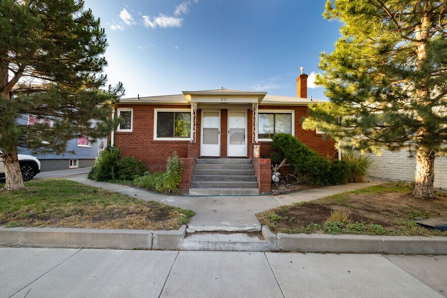 More Photos Of 251 E Arroyo St, Reno Apartments For Sale