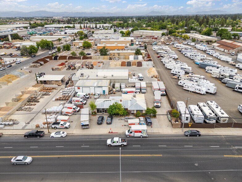 More Photos Of 25 Sunnyside Ave, Clovis Freestanding For Sale