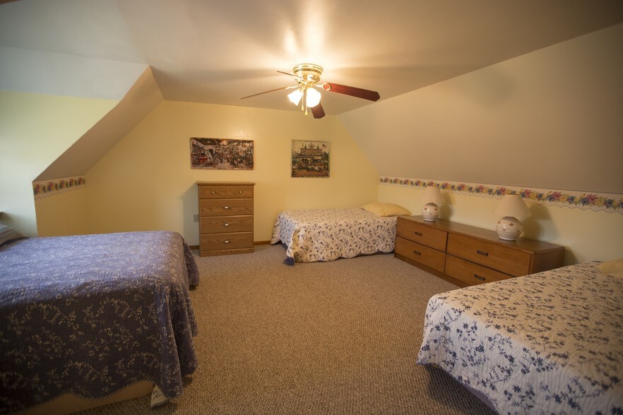 More Photos Of 201 Roses Hill Rd, Richfield Springs Hotel For Sale