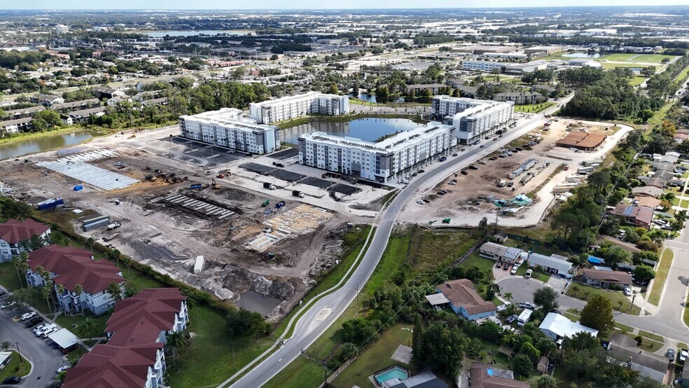 More Photos Of 2531 W Oak Ridge Rd, Orlando Apartments For Lease