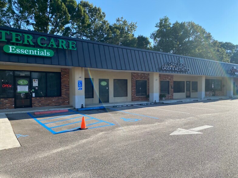 More Photos Of 1662 Savannah Hwy, Charleston Freestanding For Lease