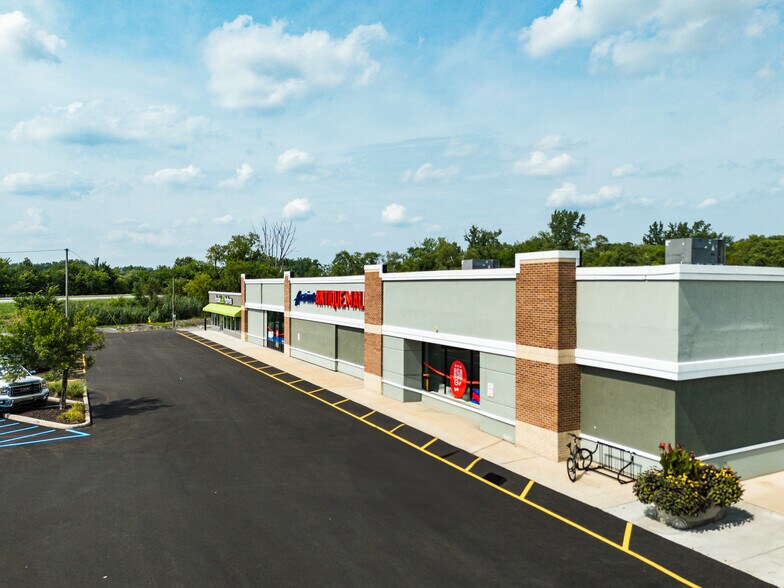 More Photos Of 8301-8349 Indianapolis Blvd, Highland Unknown For Lease