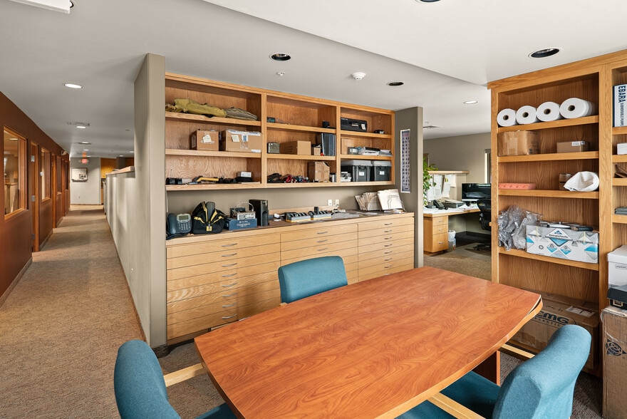 More Photos Of 75 Kallof Pl, Sedona Medical For Lease