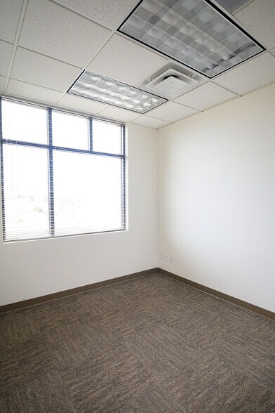 More Photos Of 9226 Teddy Ln, Lone Tree Office For Lease