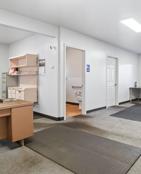 More Photos Of 8625 Cuyamaca St, Santee Freestanding For Lease