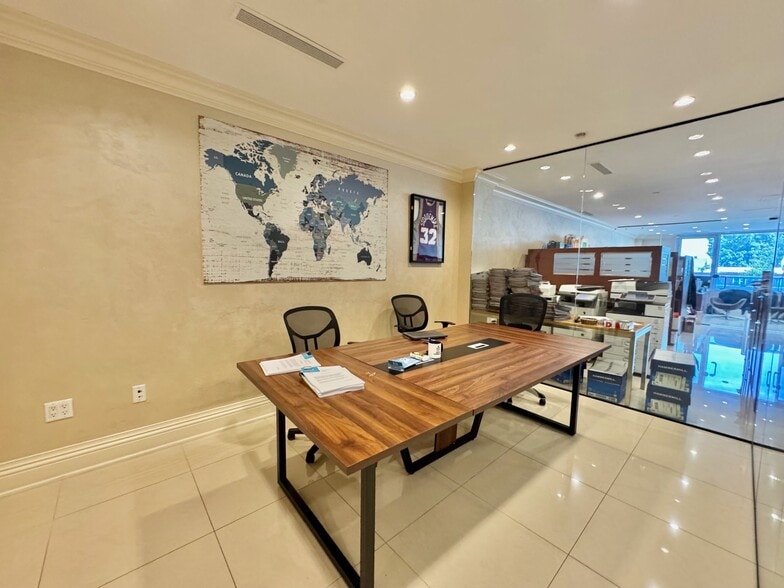 More Photos Of 215-15 Northern Blvd, Bayside Storefront Retail Office For Lease