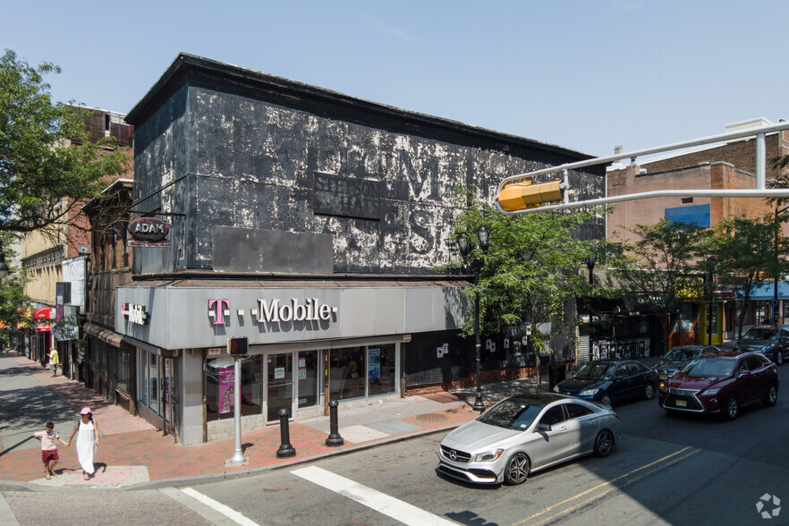 Primary Photo Of 201-205 Broad St, Elizabeth Storefront Retail Office For Lease