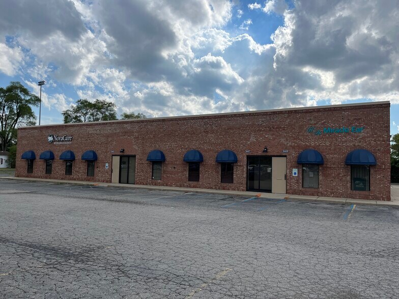 More Photos Of 30655-30657 Hoover Rd, Warren Medical For Lease