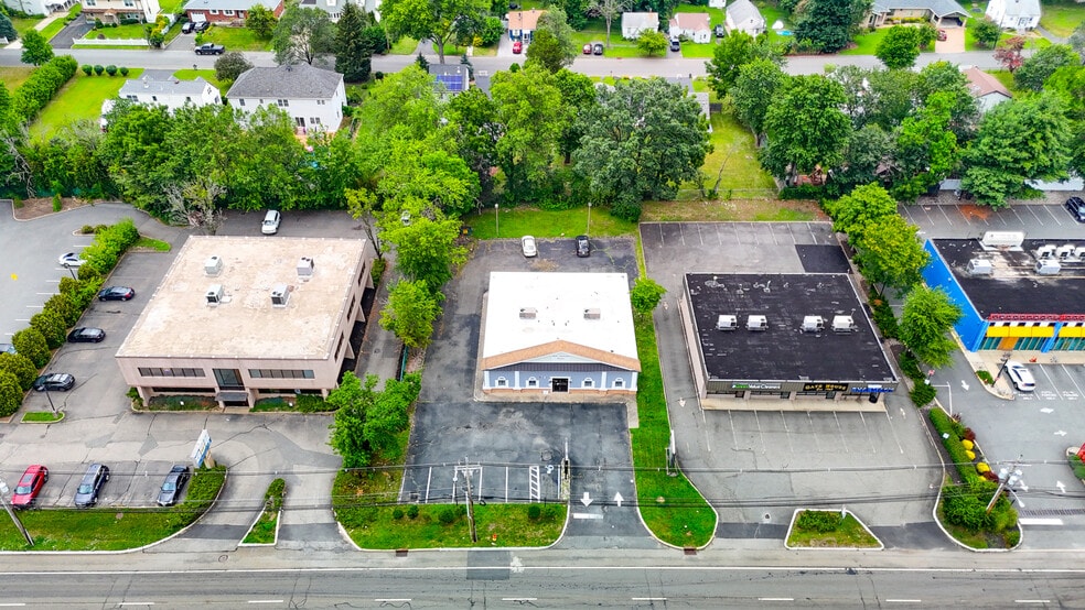 More Photos Of 1116 W Route 46, Parsippany Storefront Retail Office For Lease