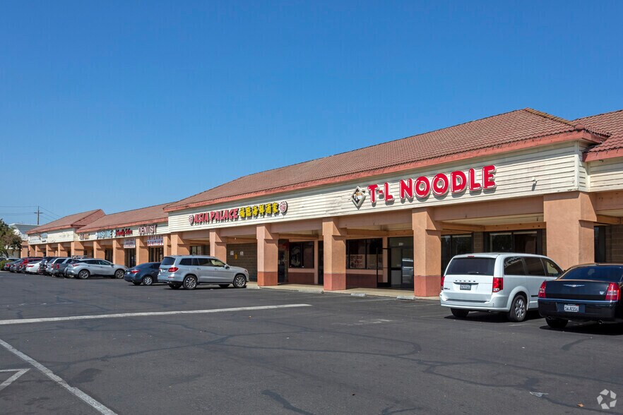 More Photos Of 8142 West Ln, Stockton Unknown For Lease